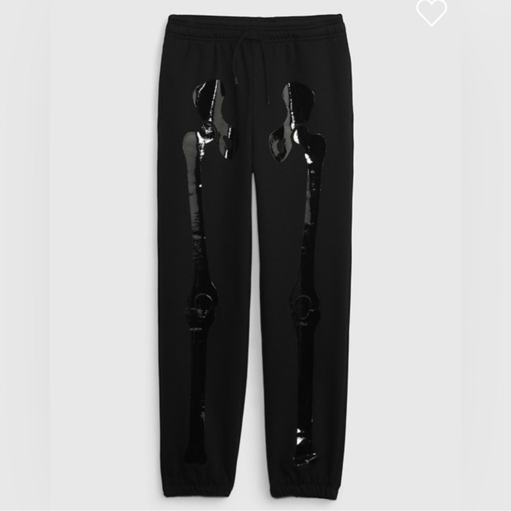New Gap skeleton joggers size 6